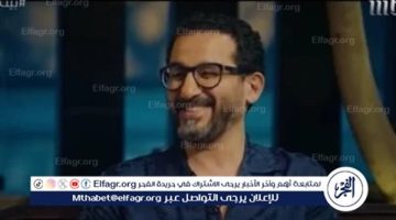 أحمد حلمي يروج لمسرحية ” ميمو” بهذة الطريقة